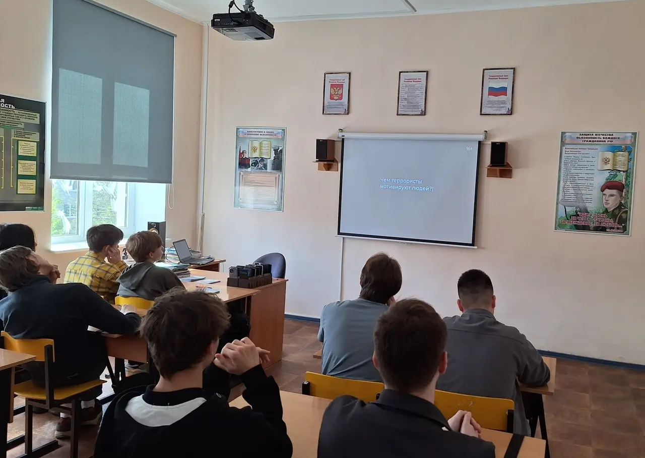 От парикмахера до террориста: как вербуют боевиков