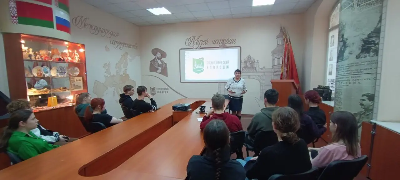 Технологический колледж Советска: 80 лет в профессии и воспоминания Нины Александровны Ивашкиной.