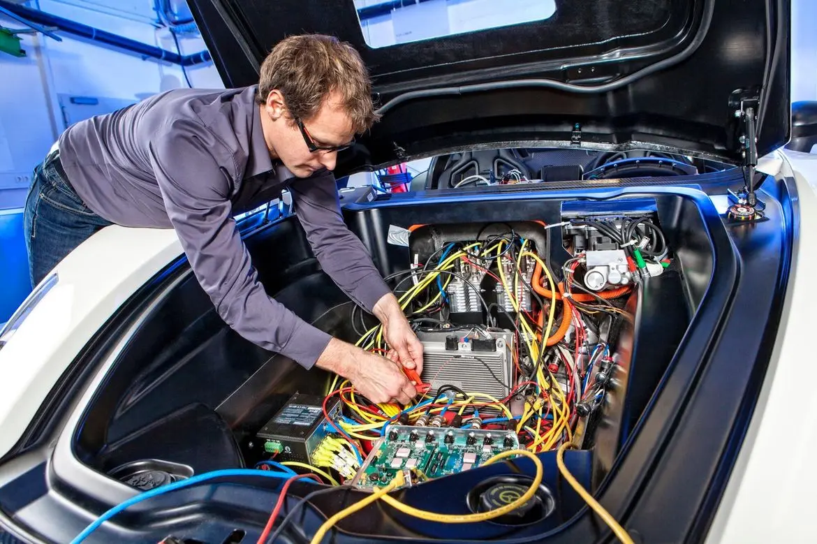 Техническое обслуживание и ремонт автотранспортных средств